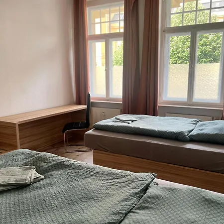 Gegenueber Vom Theater *