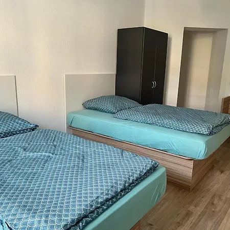 Gegenueber Vom Theater Gera